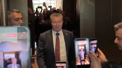 Başbakan Üstel: Grup toplantısından çıkacak karar neyse onu uygulayacağız