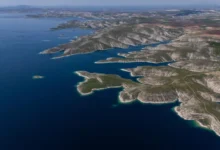 Atatürk Barajı'nda turkuaz ve yeşilin buluşması