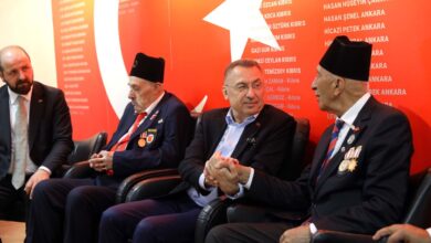 Fuat Oktay Kıbrıs gazileriyle buluştu
